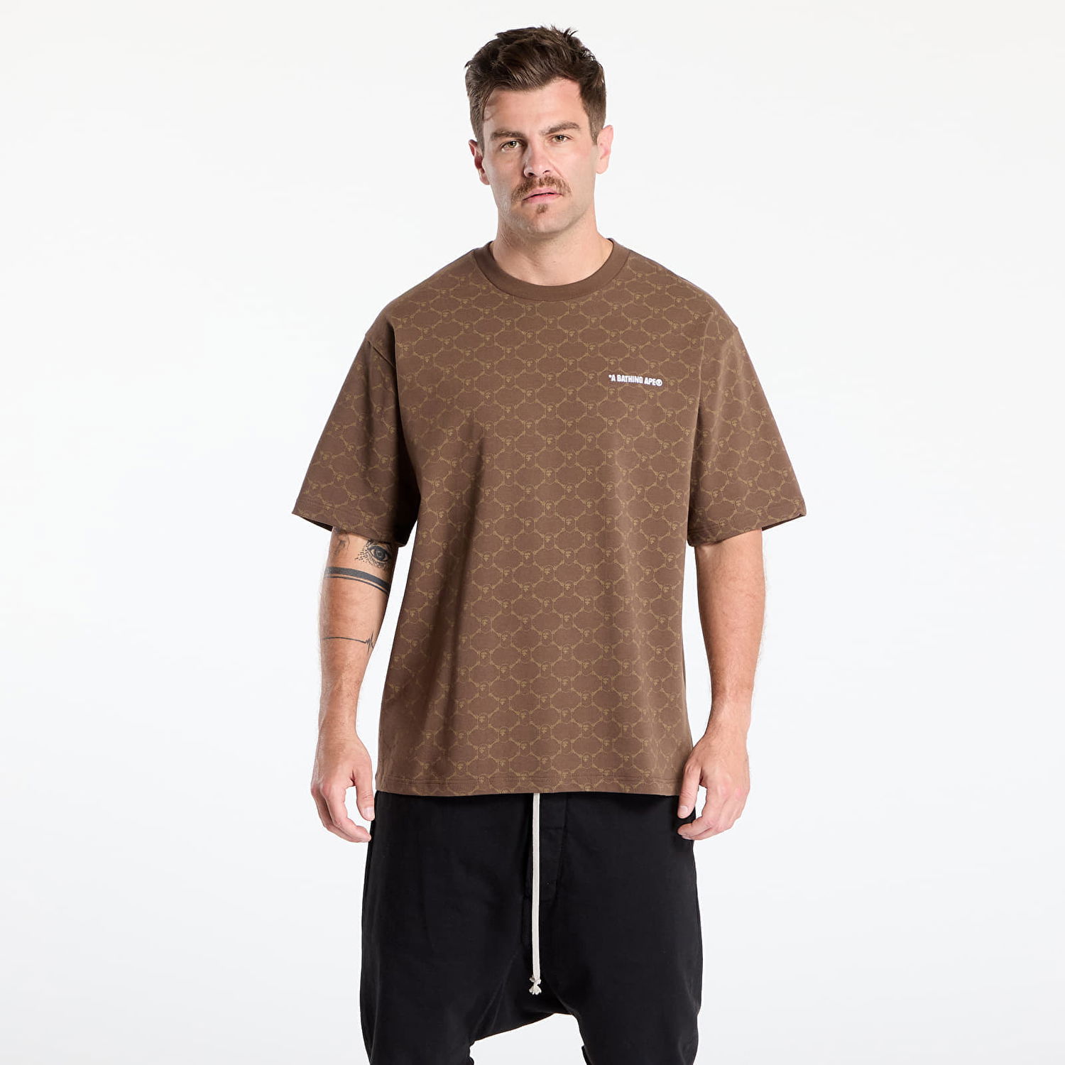 T-shirt BAPE A BATHING APE College Monogram Logo Relaxed Fit Tee Brun | 001CSL301316MBRW, 0