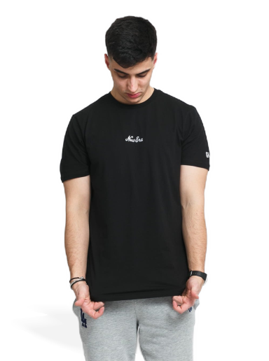 T-shirt New Era Essential Script Tee New Era Sort | 12590883