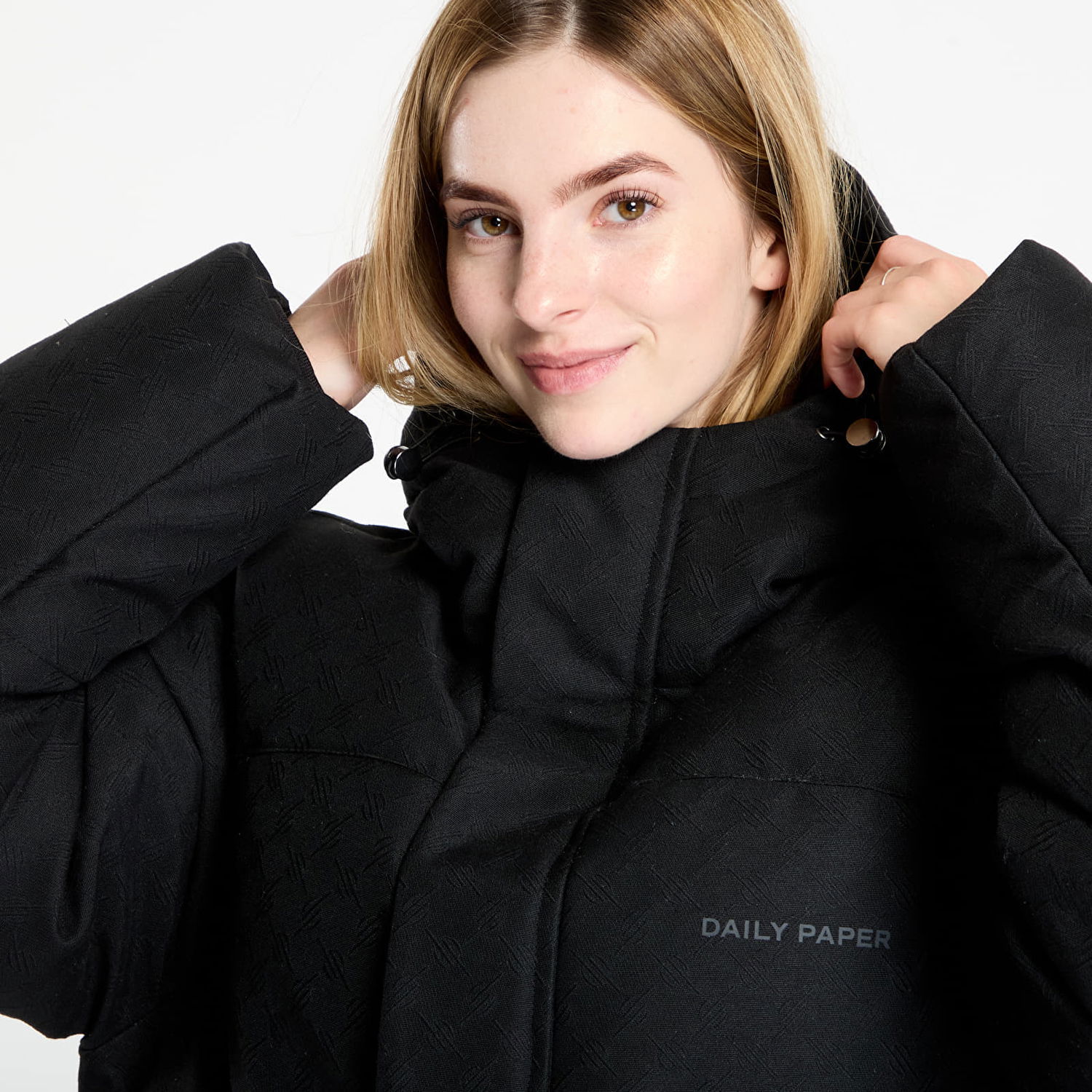 Puffer jakke DAILY PAPER Daily Paper Oba Monogram Puffer Jacket Sort | 2521155, 1