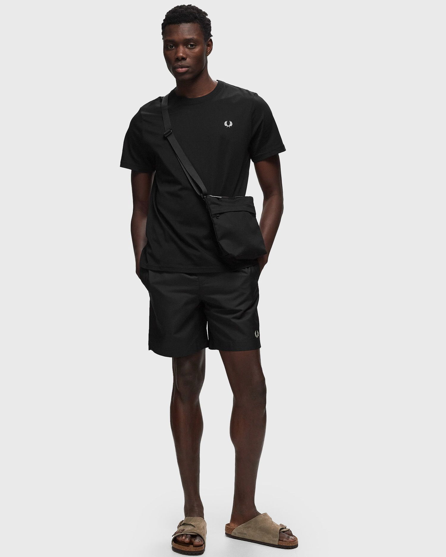T-shirt Fred Perry Logo Tee Sort | M1600-102, 1