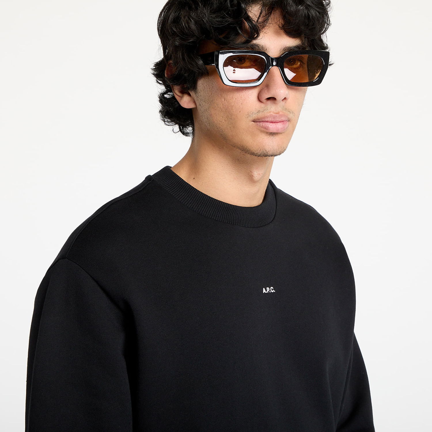 Sweatshirt A.P.C. Micro Logo Crew Sweat Sort | COHBX-H27910-TZC, 1