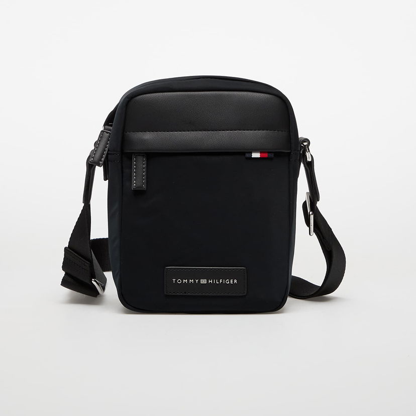 Skuldertaske Tommy Hilfiger Tommy Hilfiger Nylon Mini Reporter Bag Sort | AM0AM13618 BDS