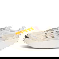 Adizero Aruku W UK 3
