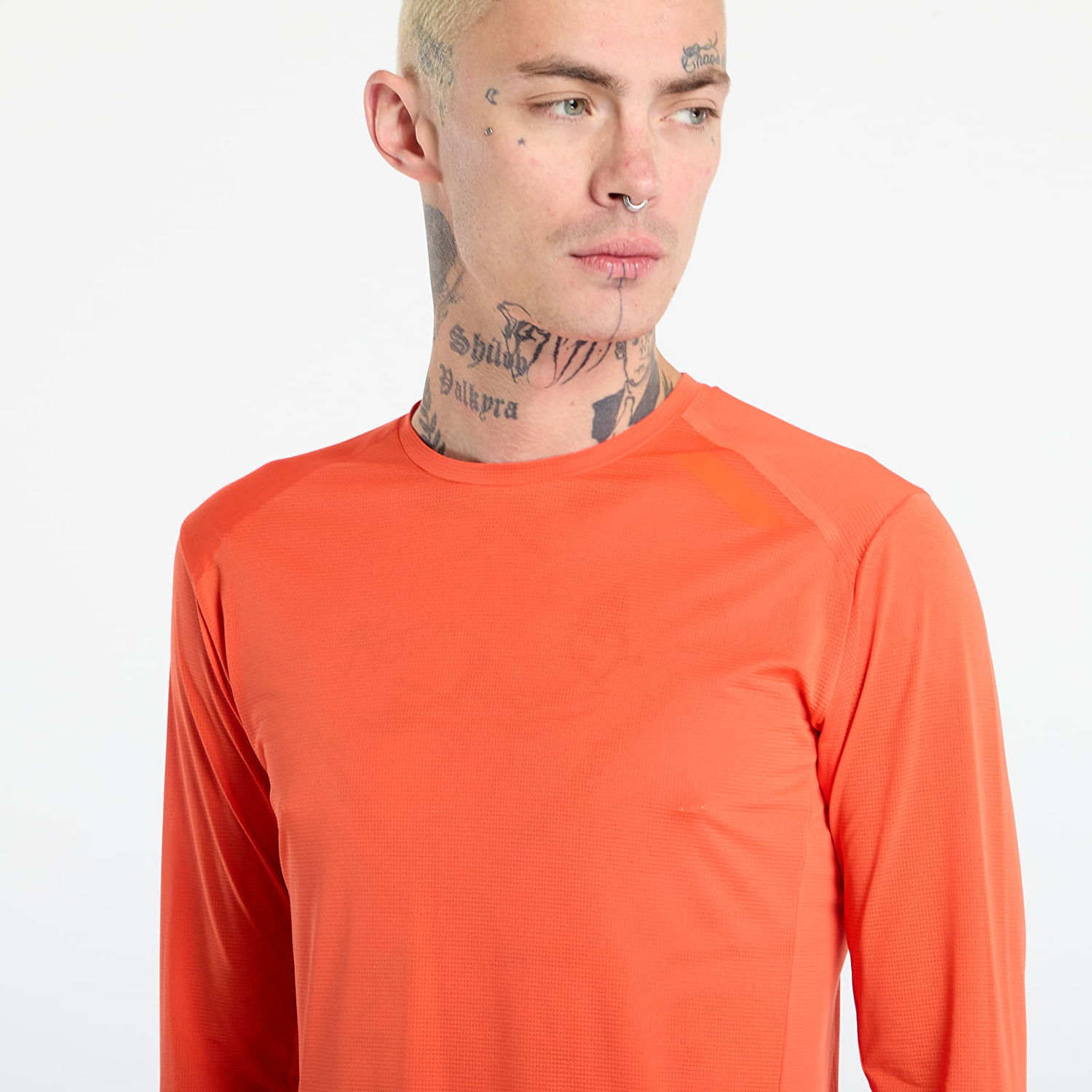 T-shirt Soar Running Long Sleeve Tech T-Shirt Orange | AW25-SLS4M-ORA, 1