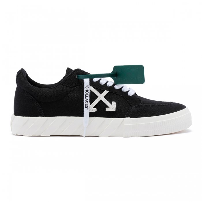 Sneakers og sko Off-White Low Vulcanized Sort | OMIA085C99FAB002 1001, 0
