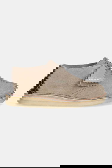 Sneakers og sko Clarks Originals Desert Trek Suede Flat-Heel Boots Beige | 26178464, 1