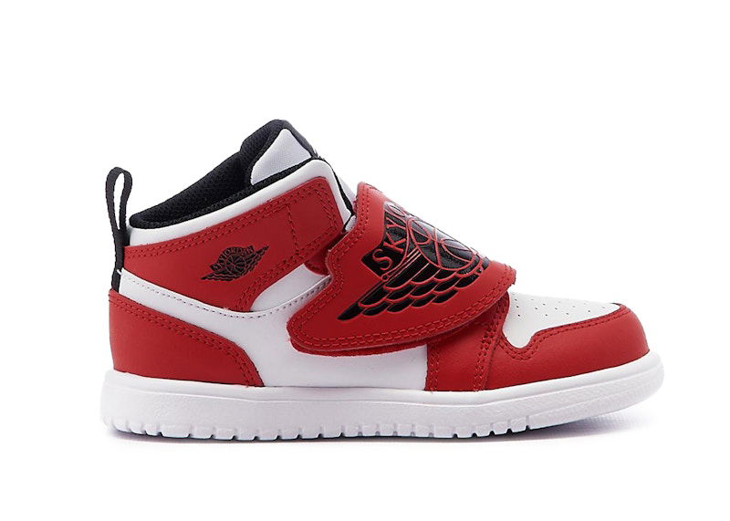 Sneakers og sko Jordan Sky Jordan 1 Rød | BQ7196-106, 0