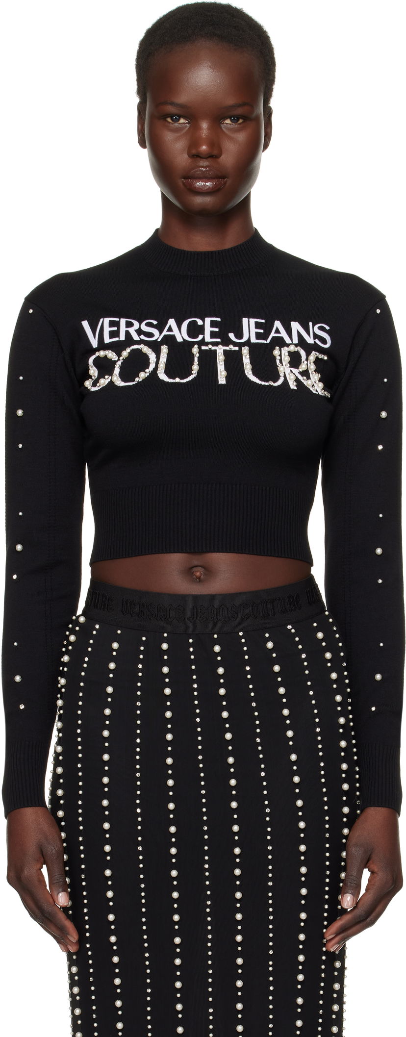 Sweater Versace Embellished Logo Cropped Sweater Sort | E77HAFM30_ECMN60