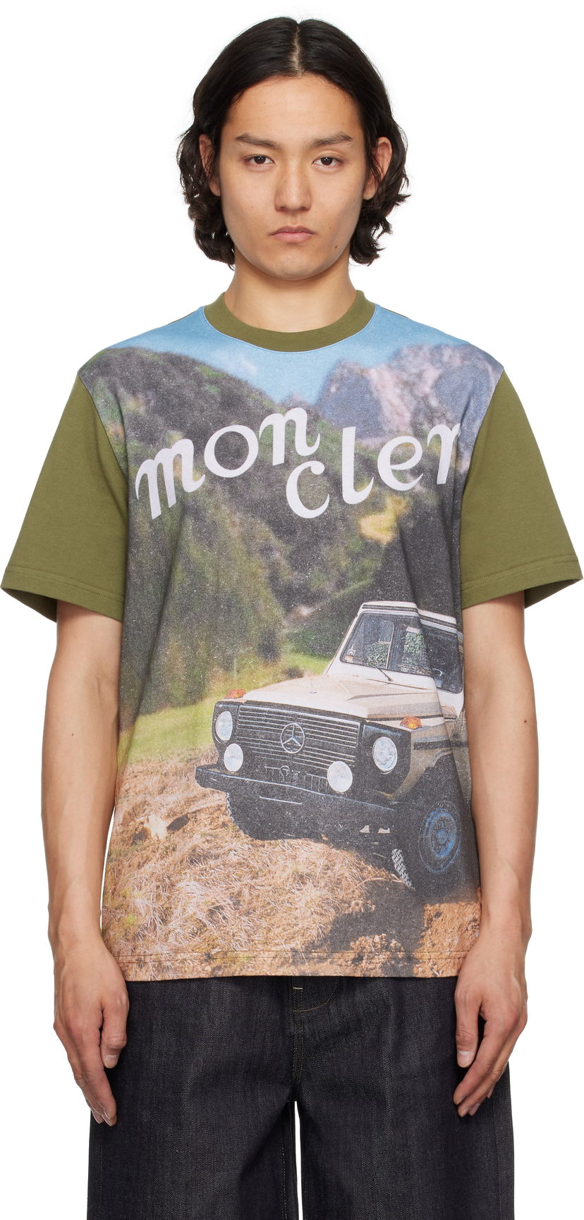 T-shirt Moncler Moncler Genius Mercedes-Benz by NIGO Graphic Print Short Sleeve T-Shirt Grøn | K14018C0000389AB9