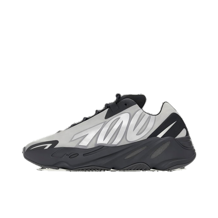 Sneakers og sko adidas Yeezy Yeezy 700 MNVN "Metallic" Metalisk | GW9524