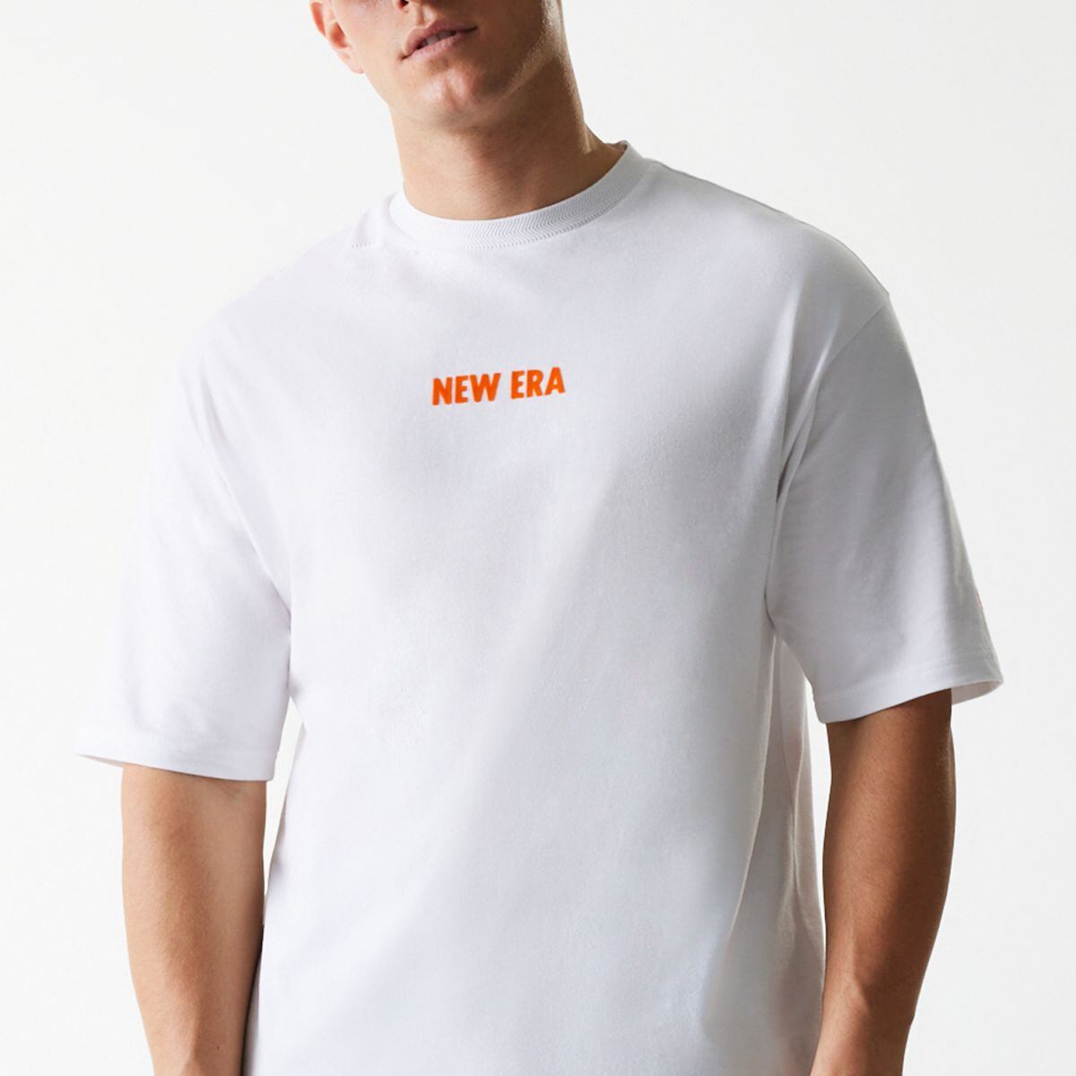 T-shirt New Era New Era Finest Graphic Tee Hvid | 60684381, 1