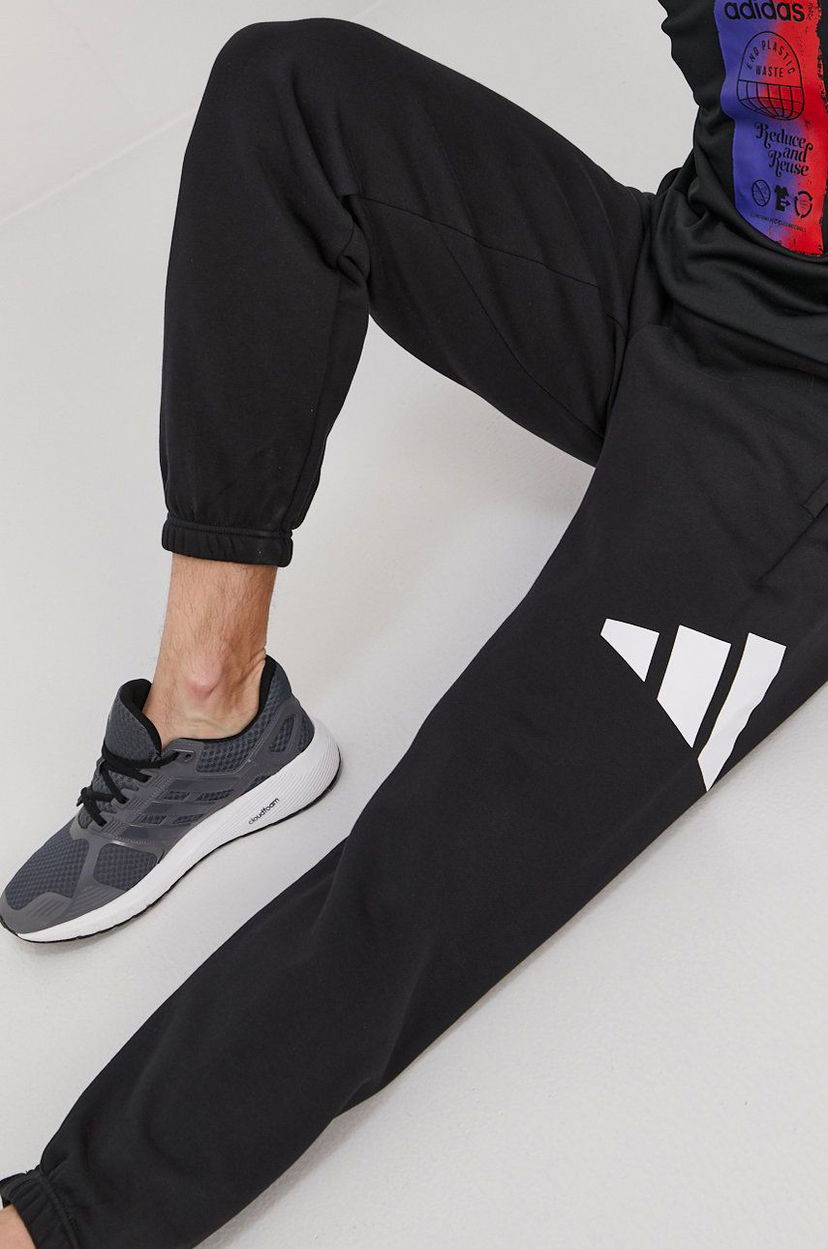 Joggingbukser adidas Performance Performance GQ6213 Printed Joggers Sort | GQ6213