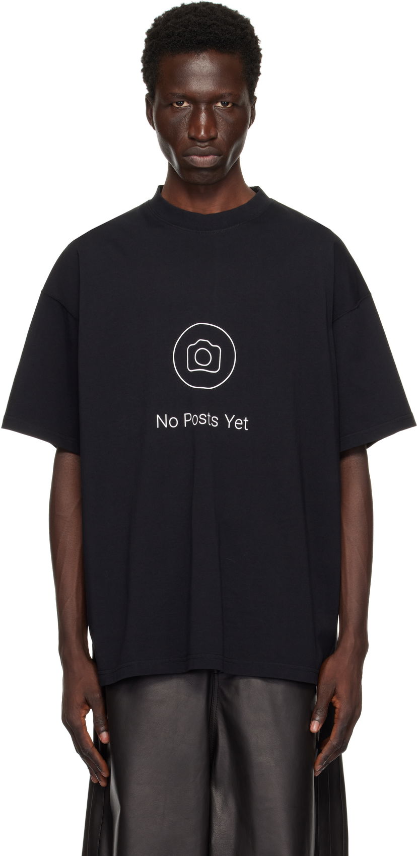 T-shirt VETEMENTS 'No Posts' T-Shirt Sort | UA66TR730B