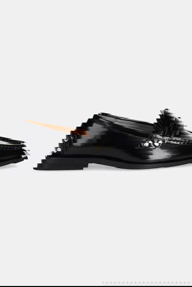 Sneakers og sko GANNI GANNI Studs Square Toe Loafers Sort | S3178, 1