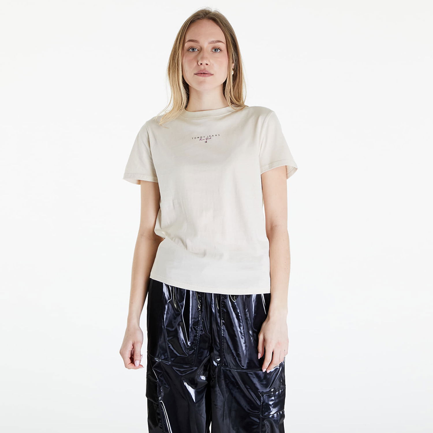 T-shirt Tommy Hilfiger Essential Logo Tee Newsprint Hvid | DW0DW17828 ACG, 0