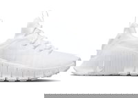 Free Metcon 6 Platinum Tint (Women's)