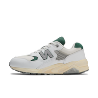 580 "White Nightwatch Green"