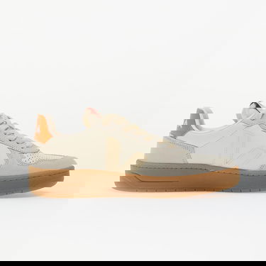 Sneakers og sko Veja W V-82 Leather Beige | VE3320758A, 2