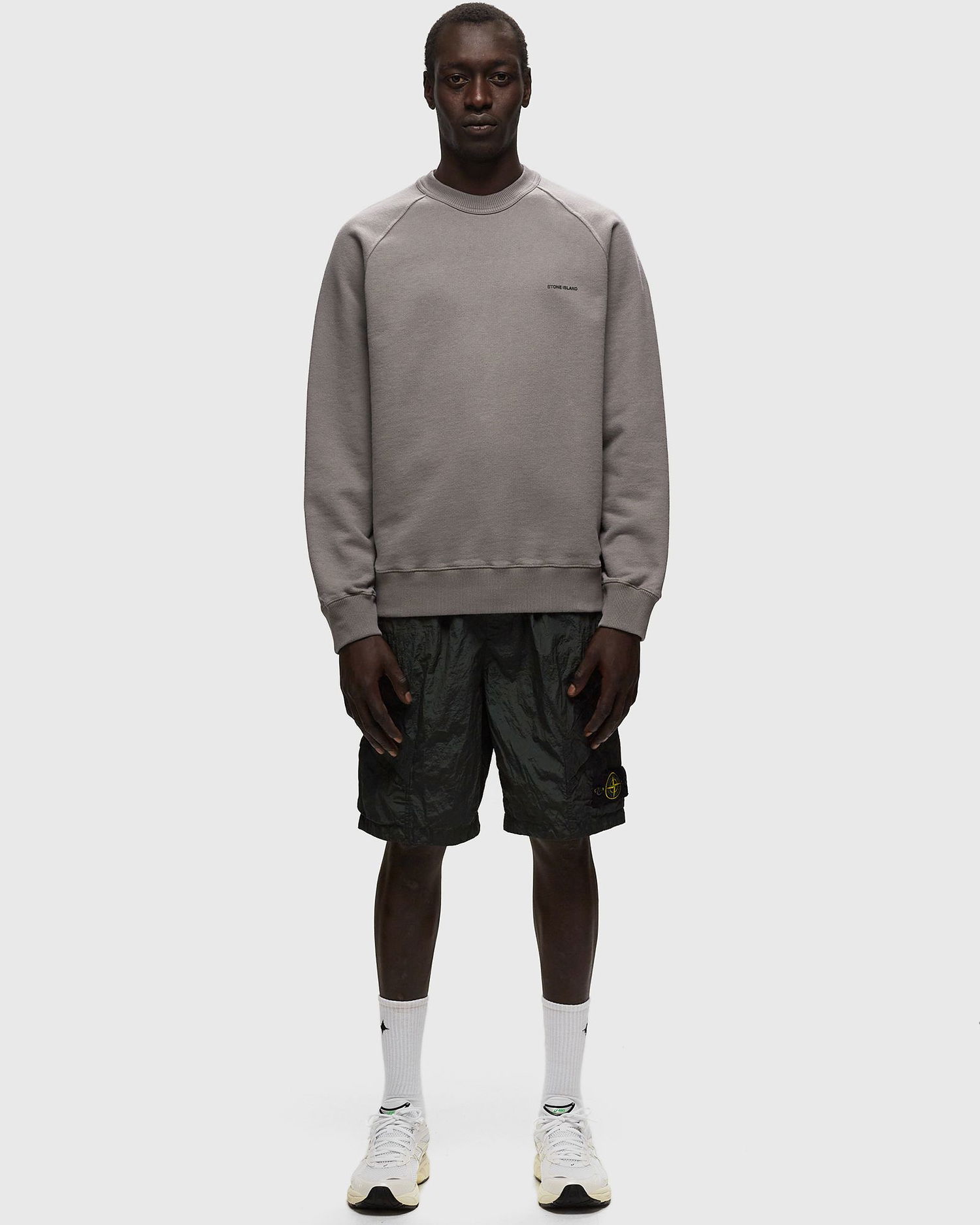 Sweater Stone Island Logo Flocked Crewneck Grå | 801560755.V0092, 1