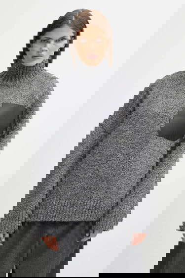 Sweater JW Anderson JW Anderson Turtleneck Wool Blend Sweater with Leather Patch Pocket Grå | KW1292.YN0367, 0
