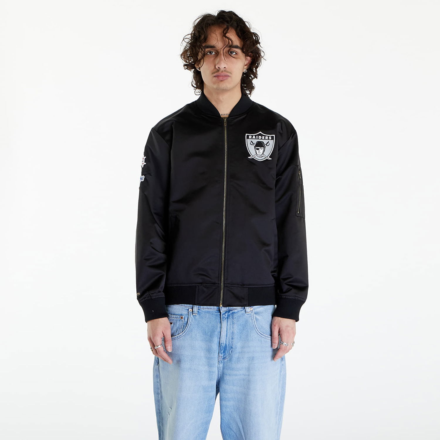 Bomberjakke Mitchell & Ness NFL Lightweight Satin Bomber Vintage Logo Raiders Black Sort | SJKT6599-ORAYYPPPBLCK, 0