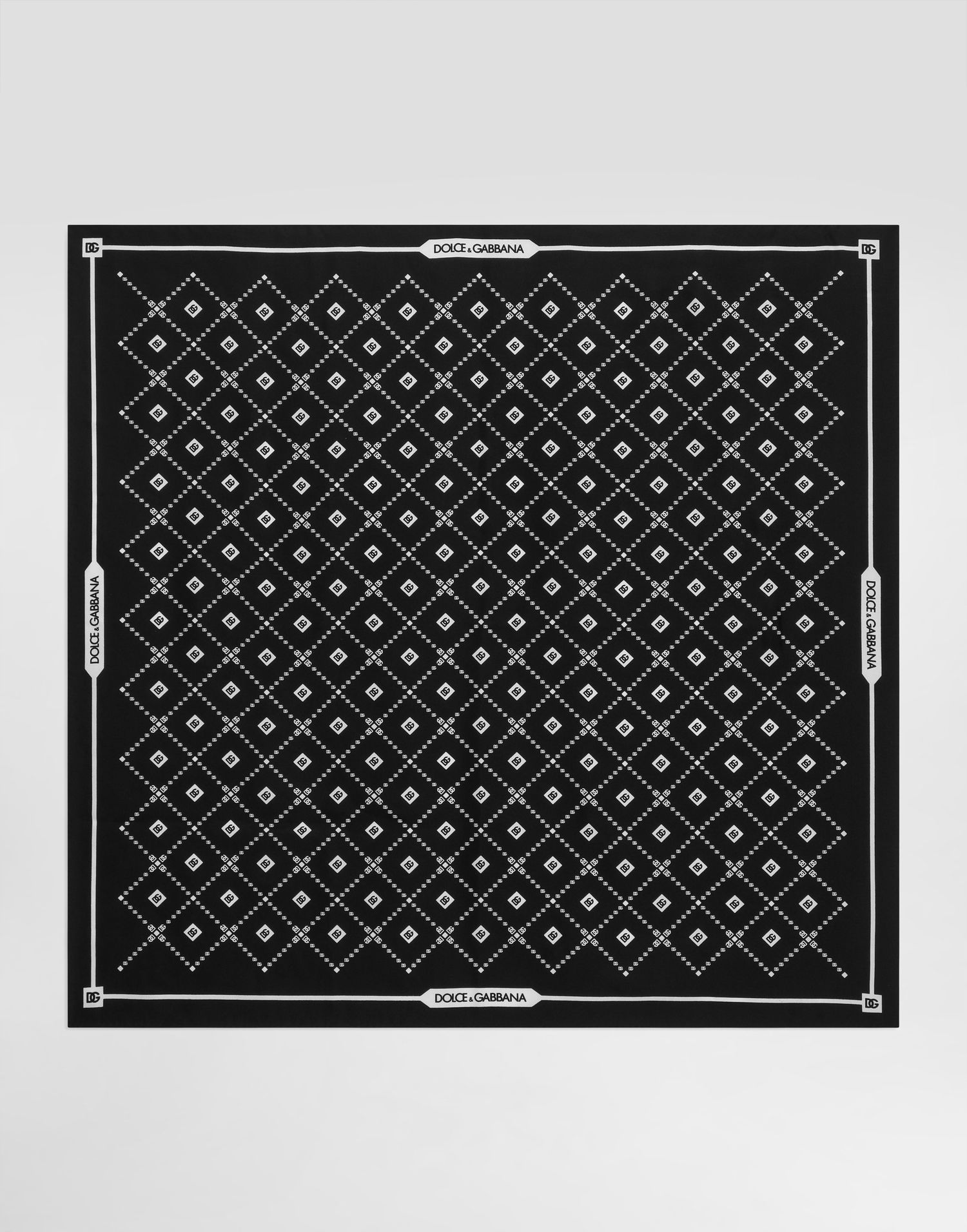 Tørklæde Dolce & Gabbana Dolce & Gabbana Silk Twill Scarf with Micro-Logo Print Sort | GQ348EG0WUUHH8TA, 0