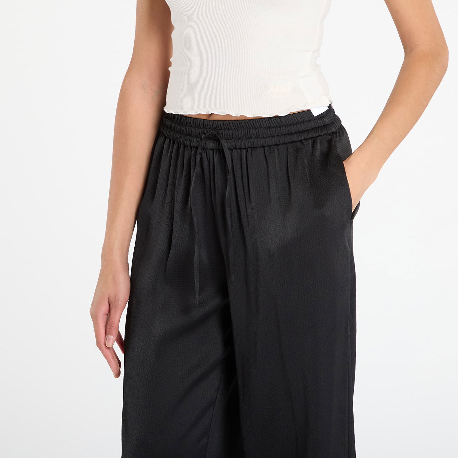Bukser Samsoe Samsoe Sahelena Wide-Leg Drawstring Trousers Sort | F24300151_CLR000021, 1