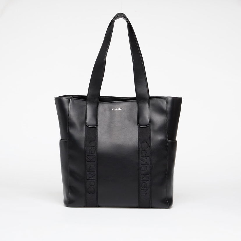 Skuldertaske CALVIN KLEIN Bag Webbing Strap Tote Black Universal Sort | LV04F3289G 2QP