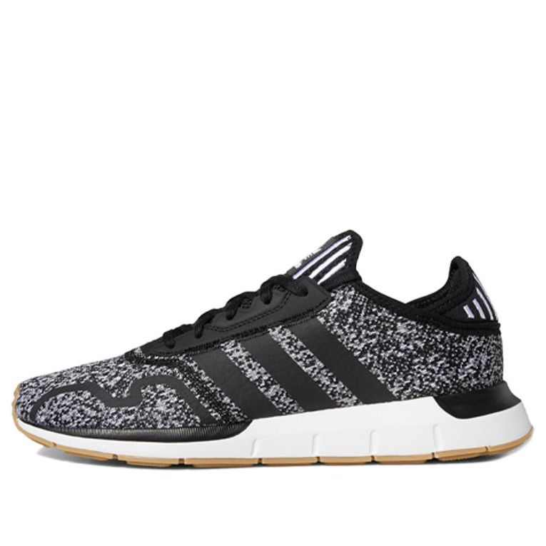 Sneakers og sko adidas Originals Swift Run X 'Cookies and Cream' Sort | FY2127