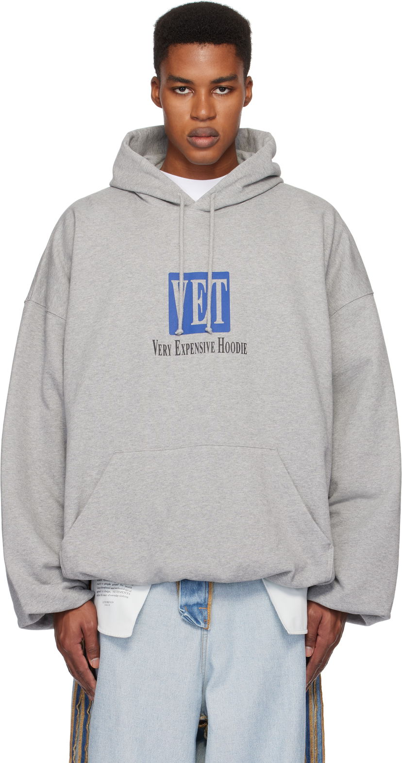 Sweatshirt VETEMENTS 'VET' Cropped Boxy Hoodie Grå | UA66HD640G