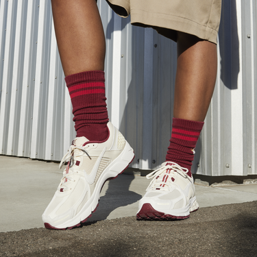 Sneakers og sko Nike Zoom Vomero 5 "Red Coconut Milk" W Beige | HF0737-111, 2