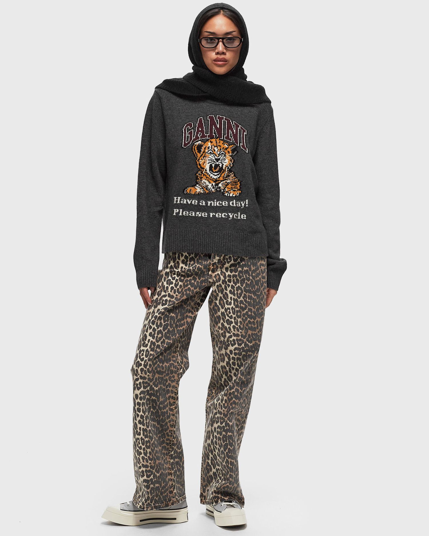 Sweatshirt GANNI Graphic Wool Mix Tiger Crewneck Sort | K2278-084, 1