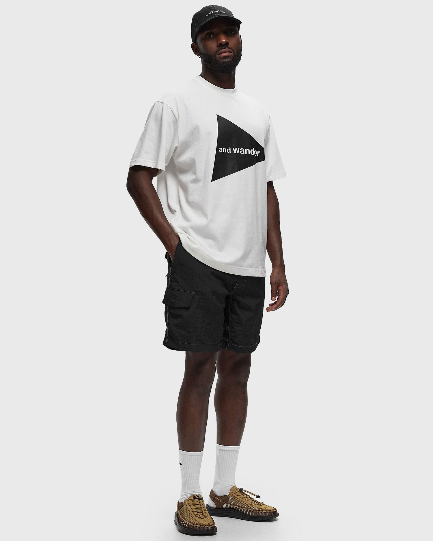 Shorts and wander Nylon Taffeta Hiker Shorts Sort | 5744152140-010, 1