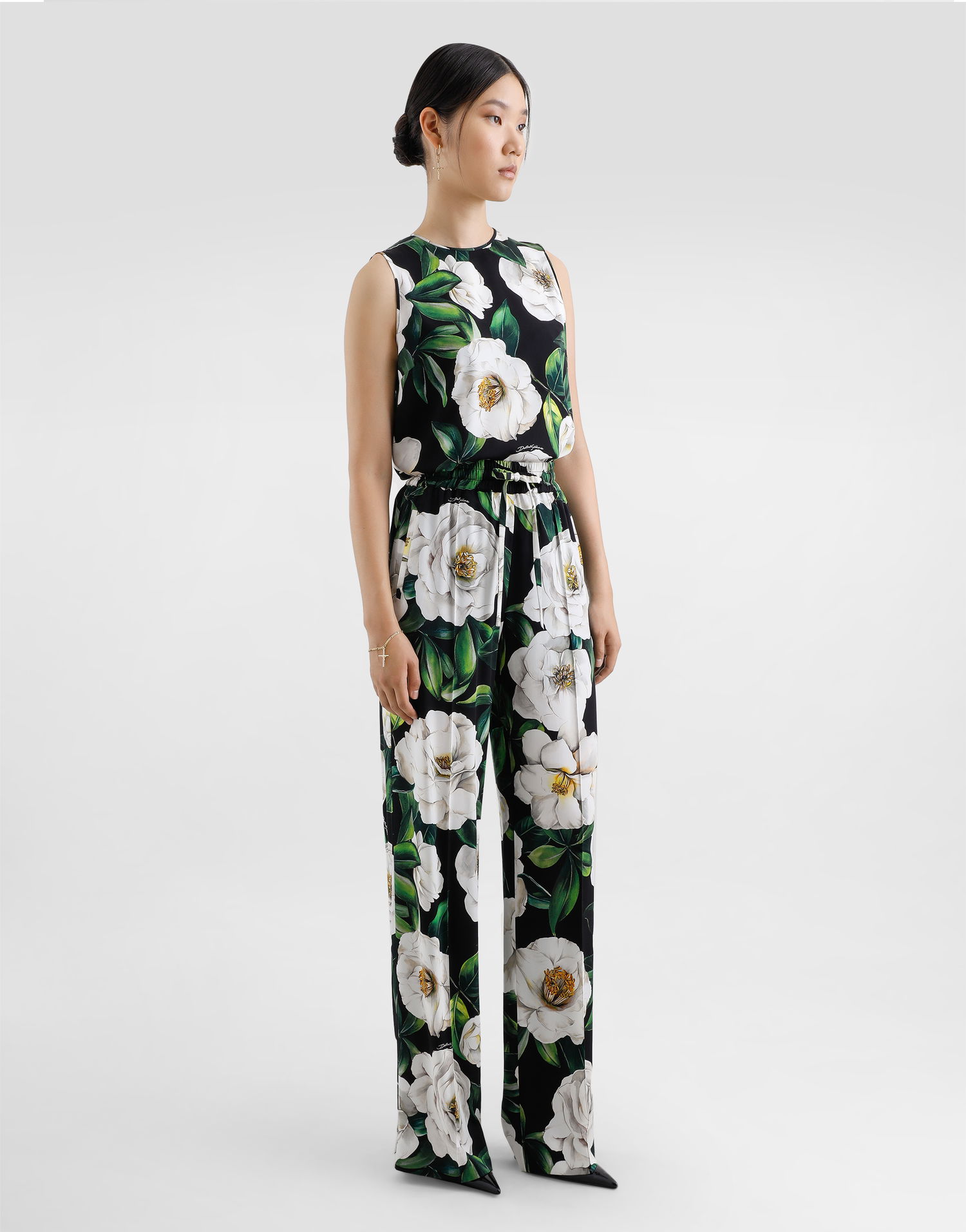Tanktop Dolce & Gabbana Dolce & Gabbana Sleeveless Gardenia Print Charmeuse Top Sort | F7AO3TFSA7FHN5JB, 1