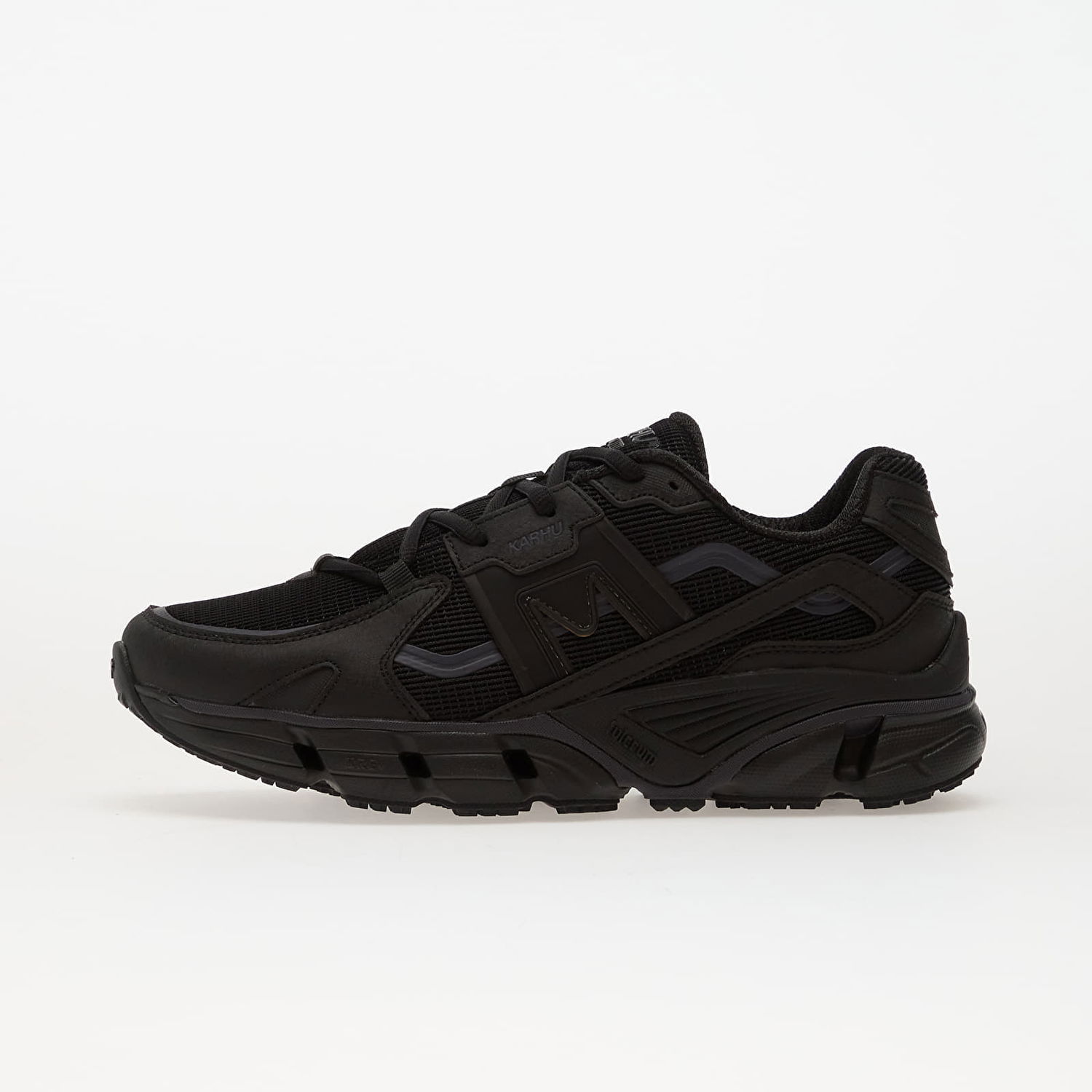 Sneakers og sko Karhu Super Fulcrum Sort | F860017, 0