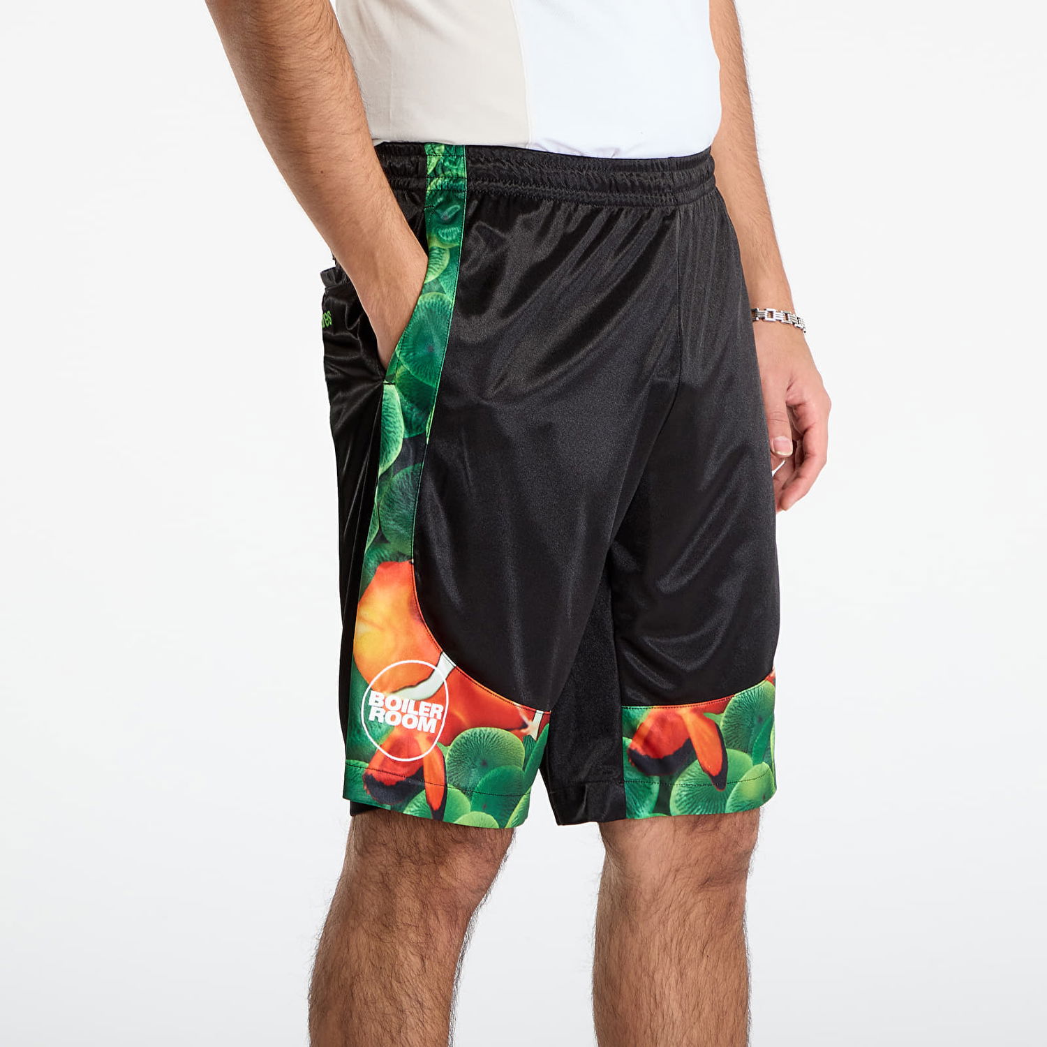 Shorts Pleasures Shorts PLEASURES x Boiler Room Aqua Flerfarvet | P25F006-BLACK, 1