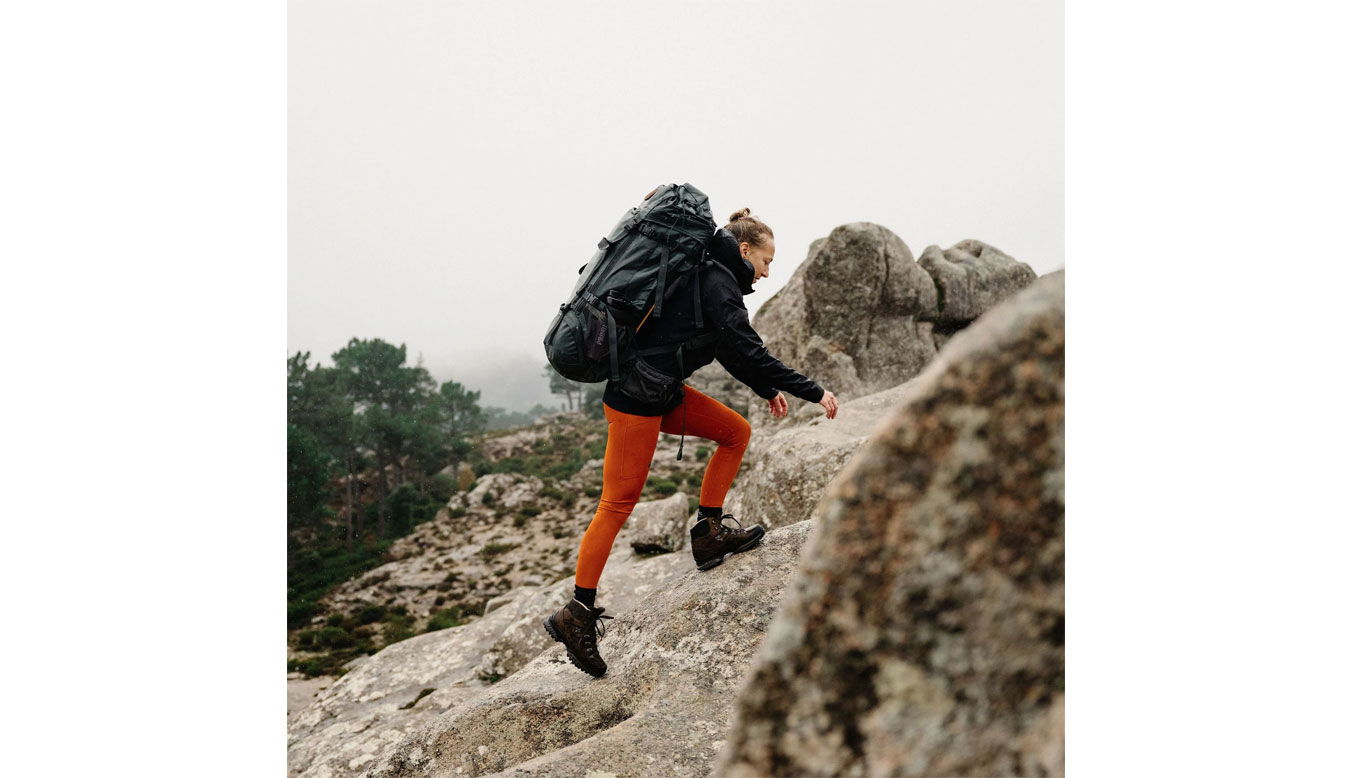Bukser og jeans FJÄLLRÄVEN Abisko Tights W Orange | F84773-243, 1