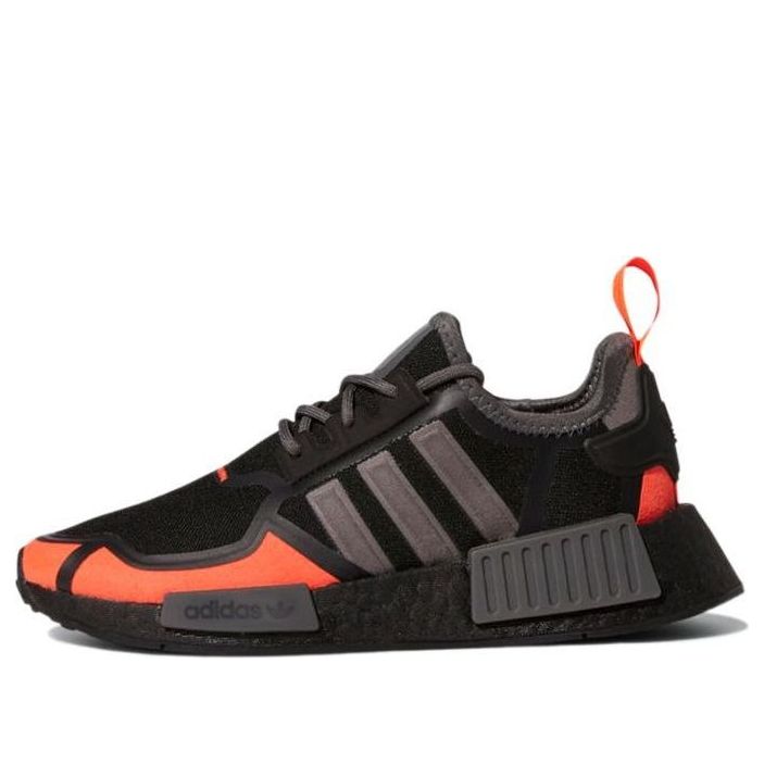 Sneakers og sko adidas Originals NMD_R1 Sort | GV7350