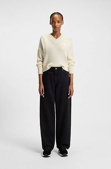 Sweater BOSS HUGO Women's Happy Cropped V-Neck Sweater with Heart Detail Hvid | 50543059, 1