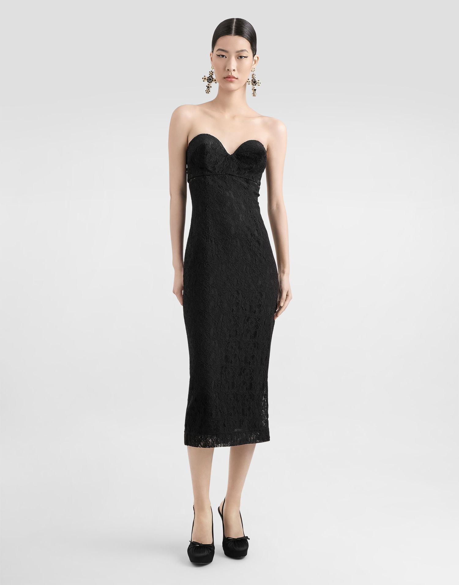 Kjole Dolce & Gabbana Dolce & Gabbana Strapless Lace Midi Dress with Conical Cups Sort | F6TROTFLUCQN0000, 1