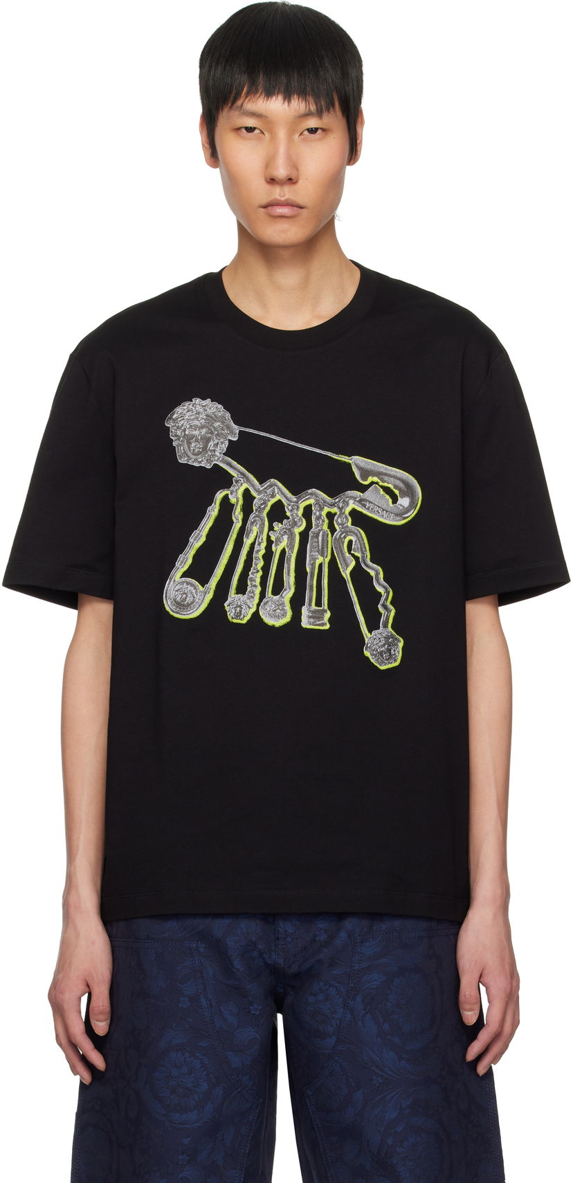 T-shirt Versace Versace 'Versace Pop Pin' T-Shirt Sort | 1013302_1A13423