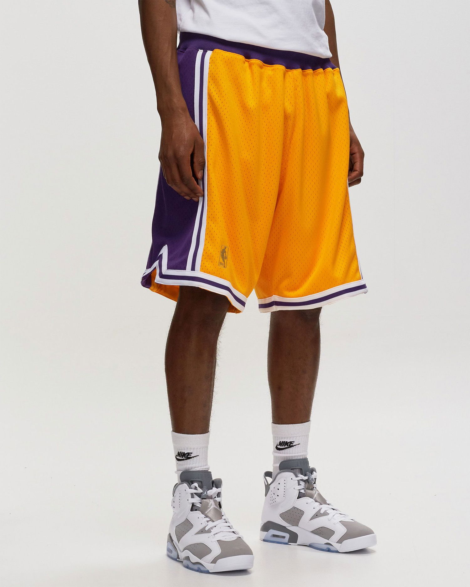 Shorts Mitchell & Ness Authentic Los Angeles Lakers 1996-97 Home Shorts Gul | ASHRGS18121-LALLTGD96, 1