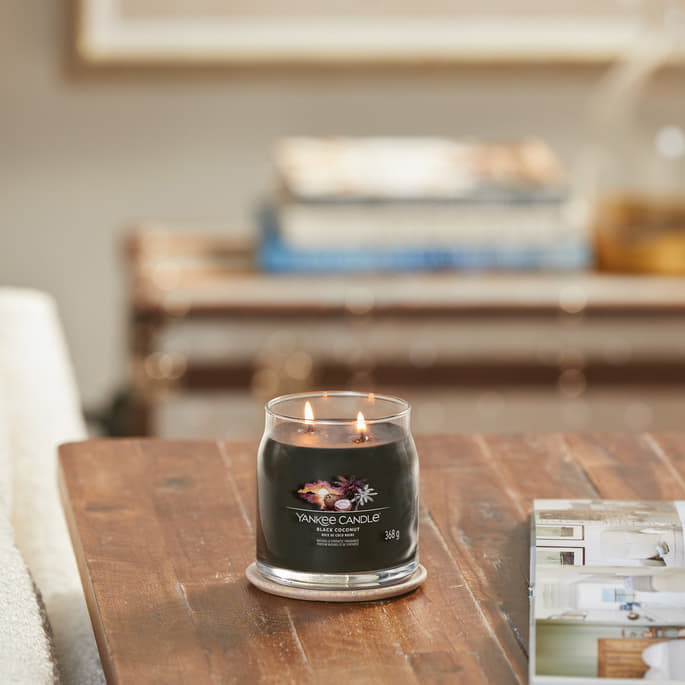 Stearinlys Yankee Candle Signature Medium Jar Candle - Black Coconut Brun | 40504, 1