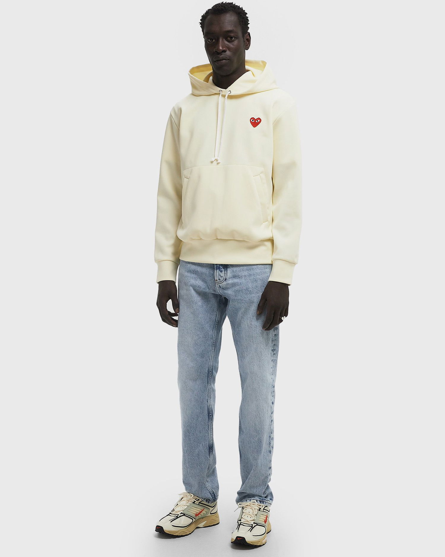 Sweatshirt Comme des Garçons Play Red Heart Emblem Sweatshirt Hoodie Beige | AX-T174-051-3, 1