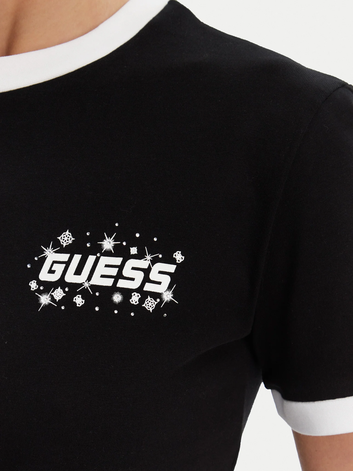 T-shirt GUESS Guess Fresia T-Shirt Sort | V5GI11I3Z14-JBLK, 1