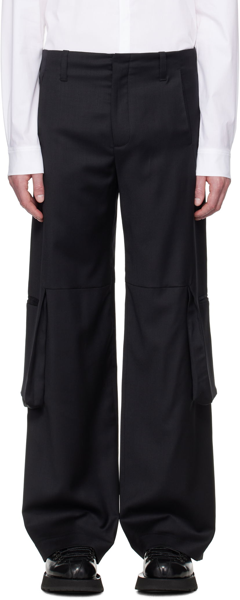 Cargo bukser HELIOT EMIL HELIOT EMIL Ferro Tailored Cargo Pants Sort | SS25_M_10_198_BLK01
