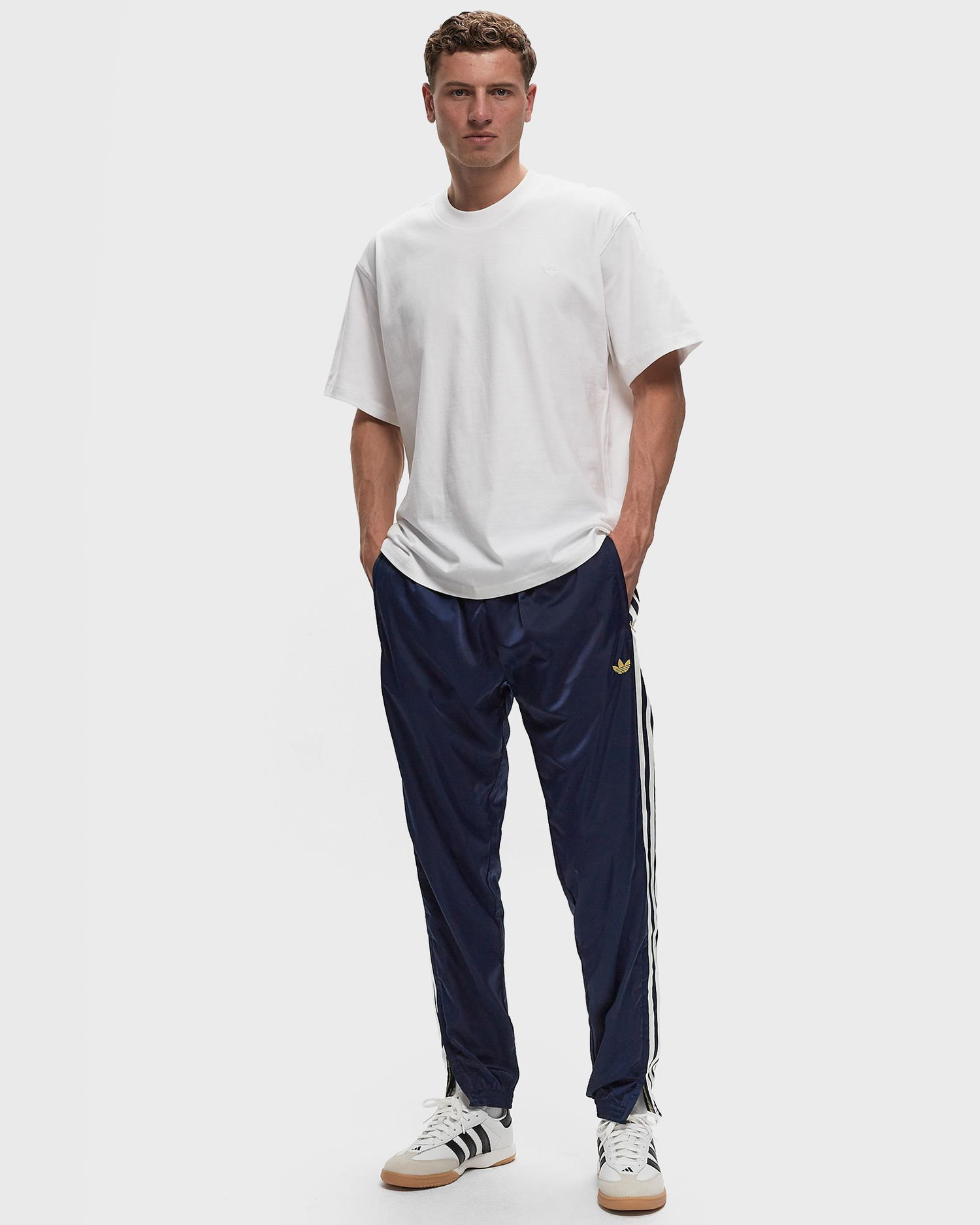 Joggingbukser adidas Originals Adidas PREMIUM TRACK PANTS men Track Mørkeblå | IZ3188, 1