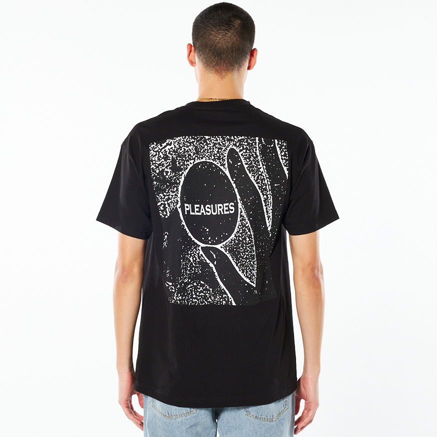 T-shirt Pleasures Fertile Tee Sort | P22SP046-BLACK, 1