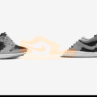 Sneakers og sko Jordan Air Jordan 1 Low "Tan/Black" W Brun | DC0774-201, 4