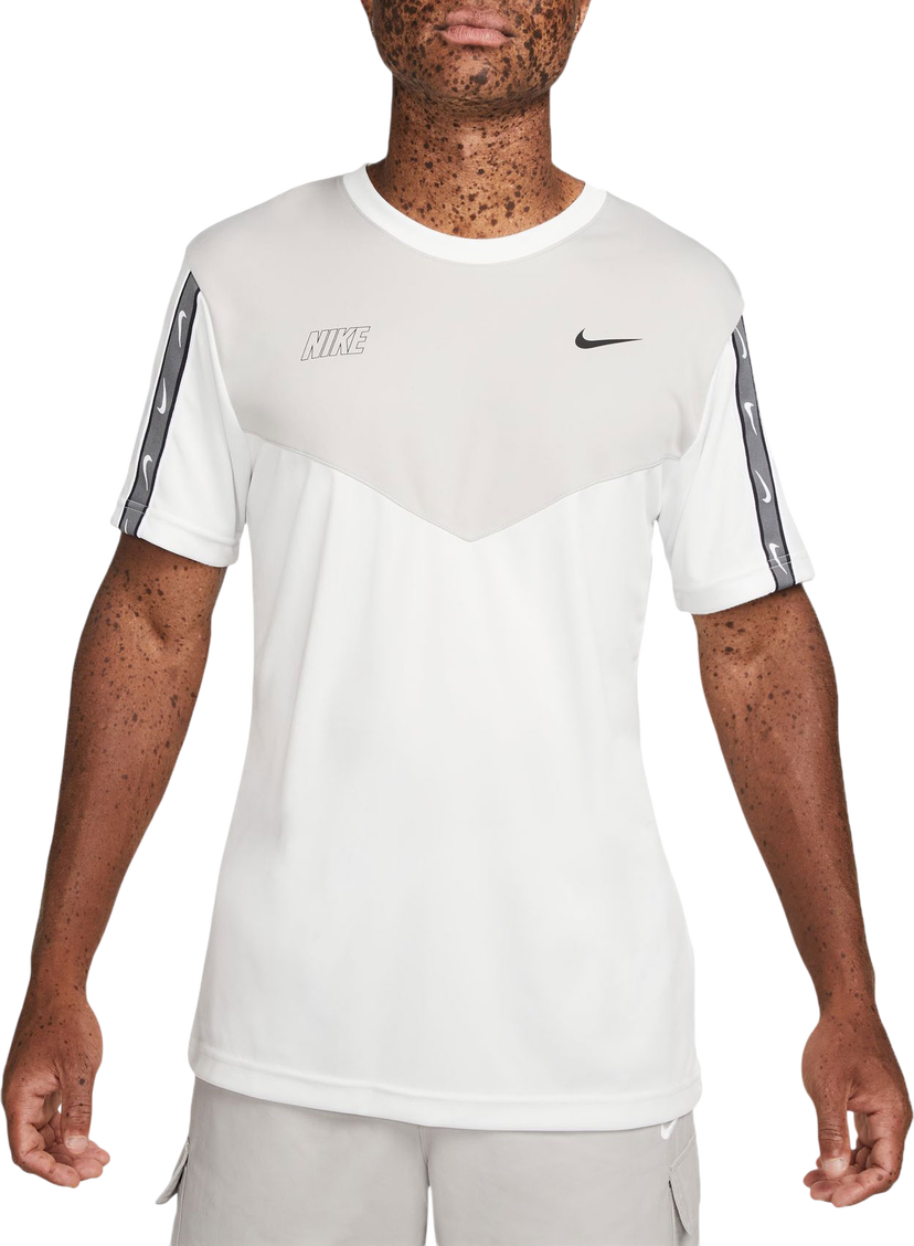 T-shirt Nike Nike Sportswear Repeat T-Shirt Hvid | dx2301-121